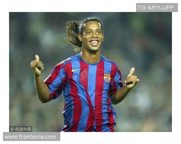 足球明星的另类魅力矮个子与独特风格的完美结合